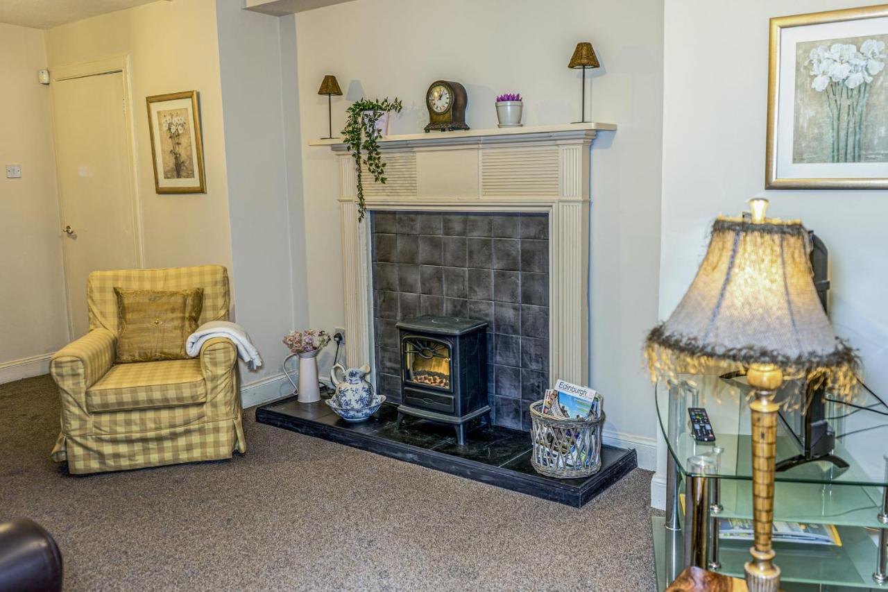 Guestready - Elegant Space Near Holyrood Park Edimburgo Exterior foto